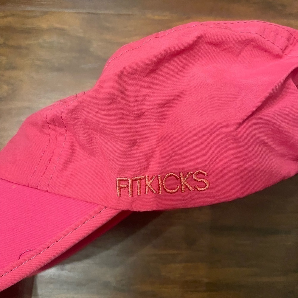 Fit Kicks Women’s Running Hat - Picture 3 of 4